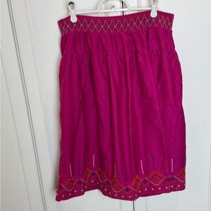 Old Navy Pink Bubble Knee-Length Skirt